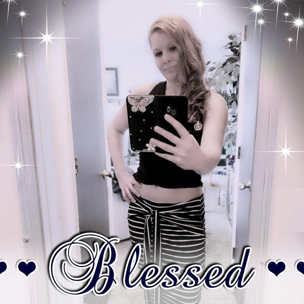 Meet your Posher, Tia